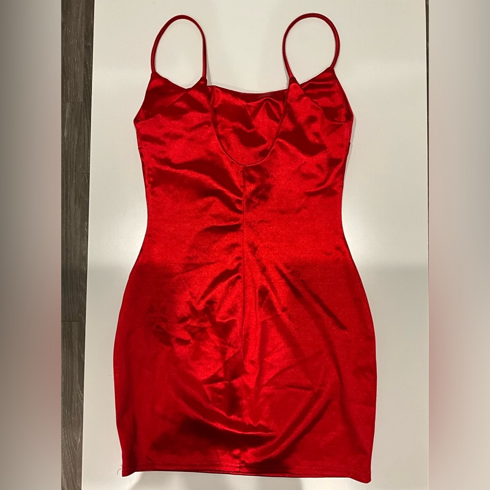 Window Red Mini Dress - Picture 2 of 2